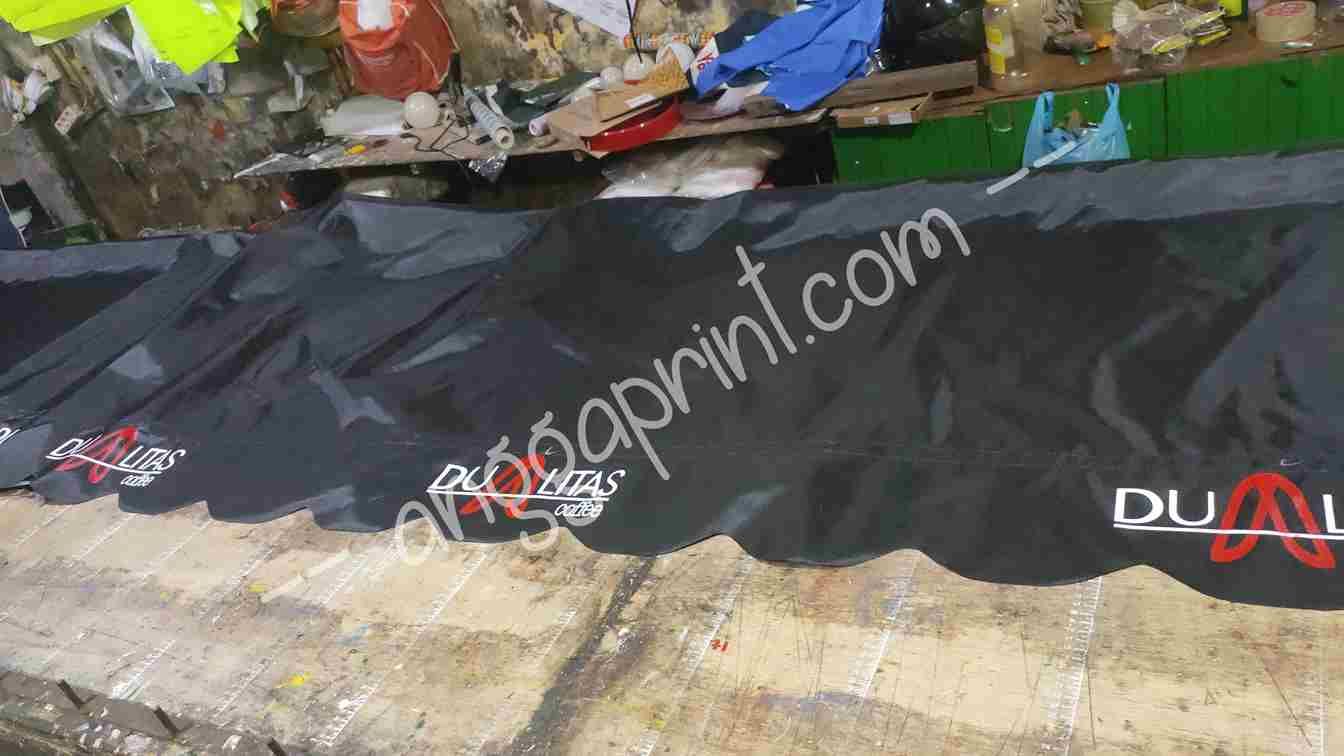 Jasa Sablon Tenda Custom — Tahan Cuaca, Branding Tajam, Siap Pakai (4)