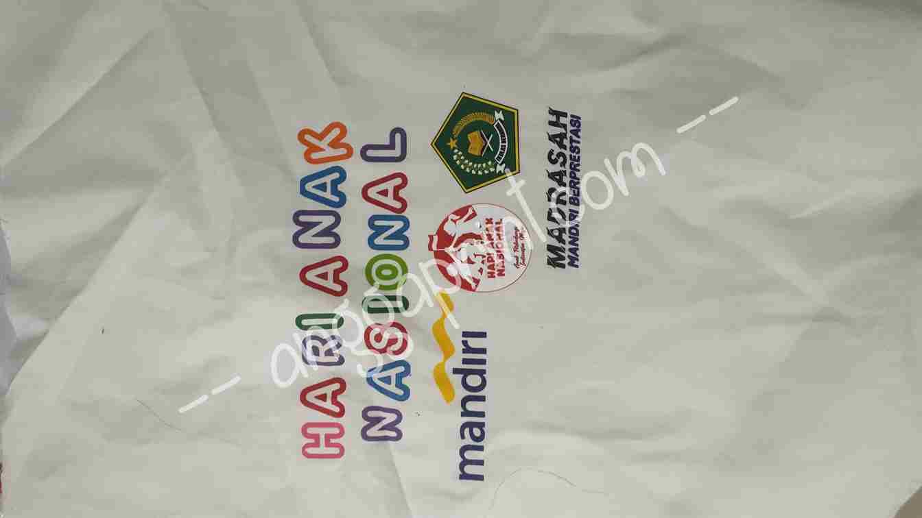 Jasa Sablon Kain Canvas Custom — Tote Bag, Apron & Wall Art Premium (2)