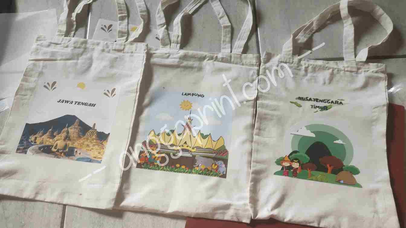 Jasa Sablon Kain Canvas Custom — Tote Bag, Apron & Wall Art Premium