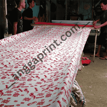 Jasa Sablon Batik Custom — Motif Eksklusif, Warna Presisi (3)