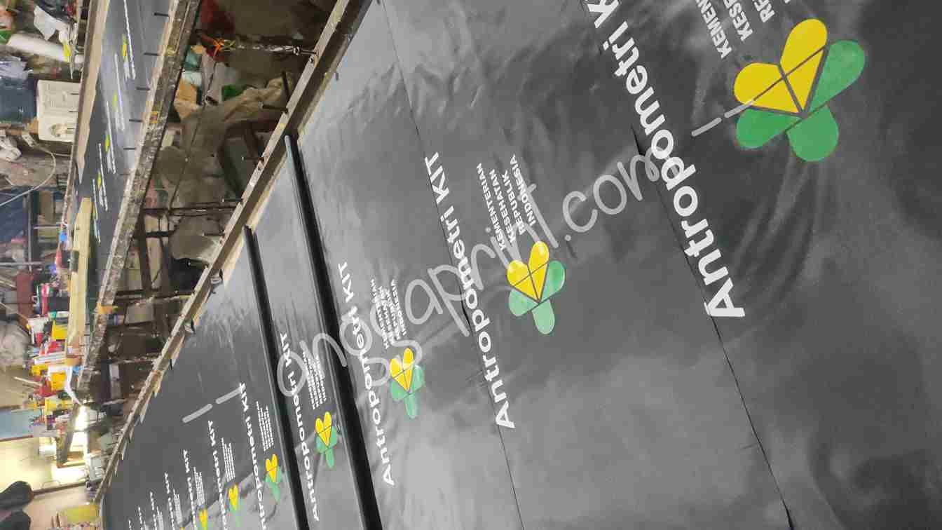 Jasa Sablon Tas Medis Custom — Tahan Disinfeksi, Identitas Jelas, untuk Faskes & Tim Tanggap Darurat (2)